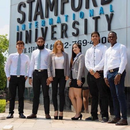 yo en la Universidad de Stamford