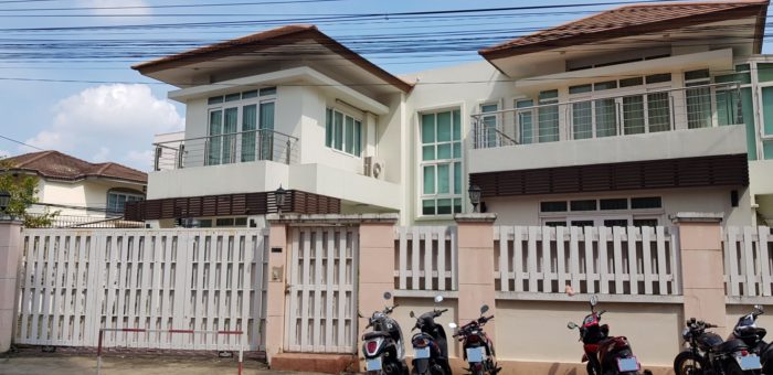casa independiente en Bangkok
