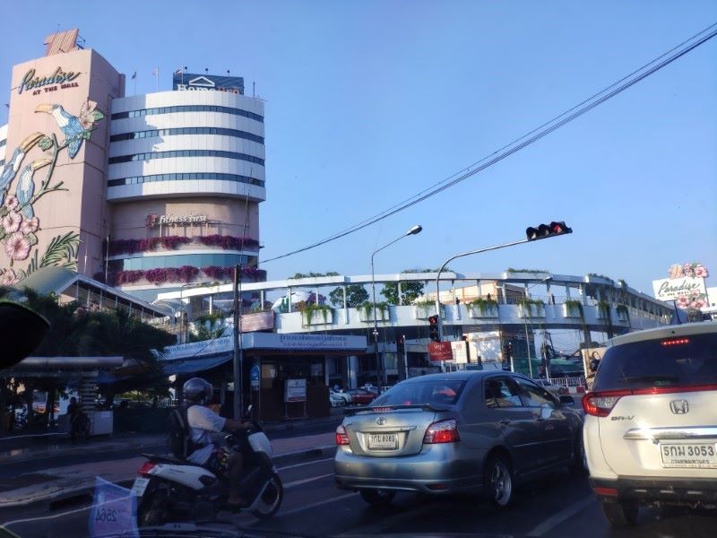intersection à Bangkok, Bang Khae
