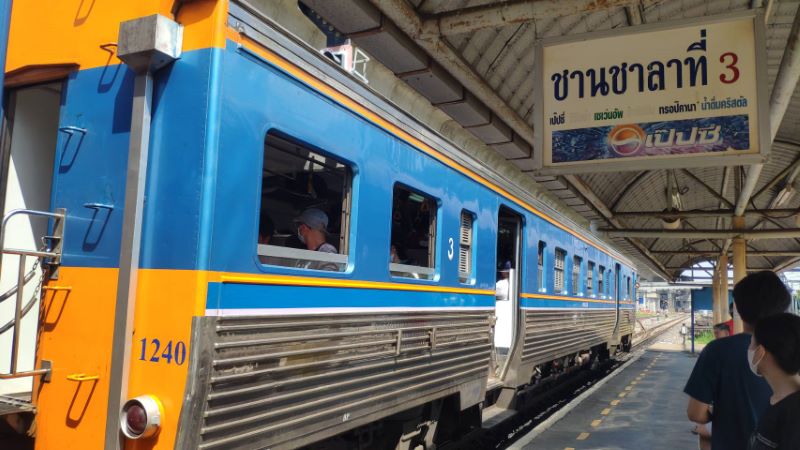 Langsamer Zug Bangkok