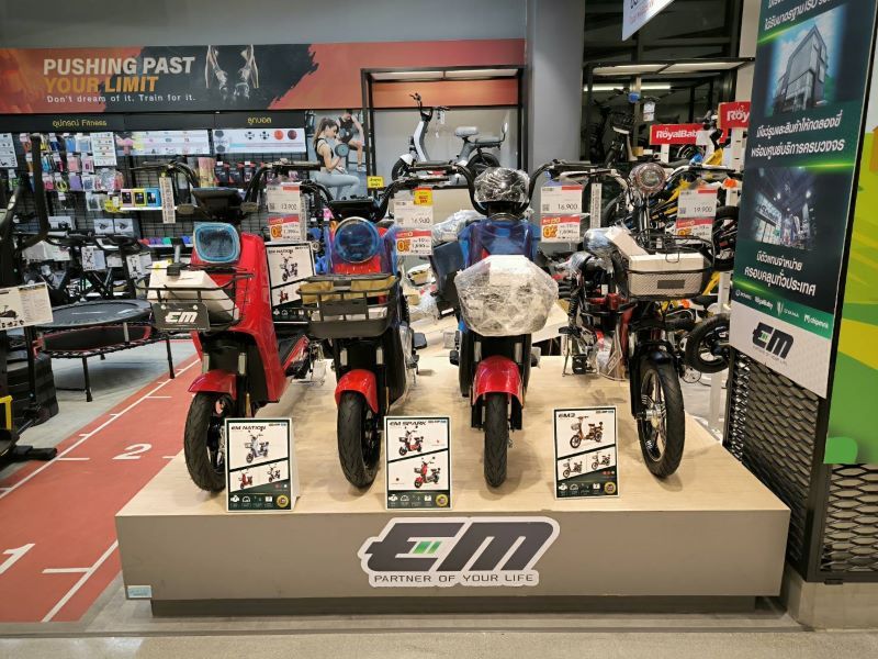 electric motorcycles booth