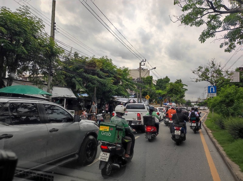 Traffic on a main road in Samut Prakan