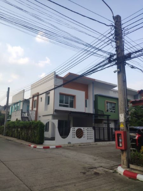 House in a Bangkok suburb