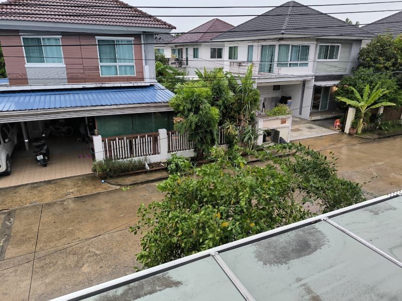 House in a gated community near Suvarnabhumi