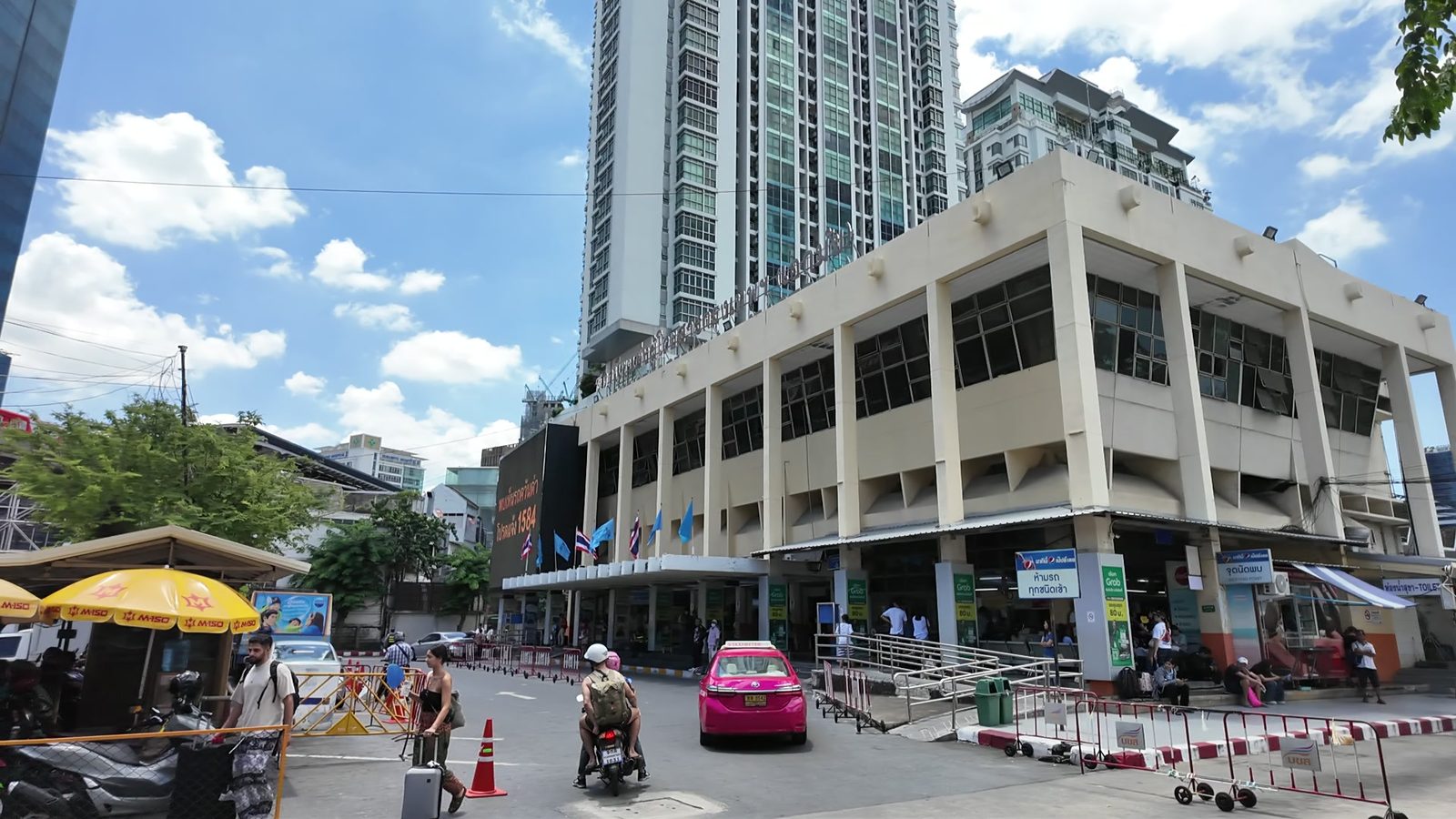 The Eastern Bus Terminal building at Ekkamai, Bangkok