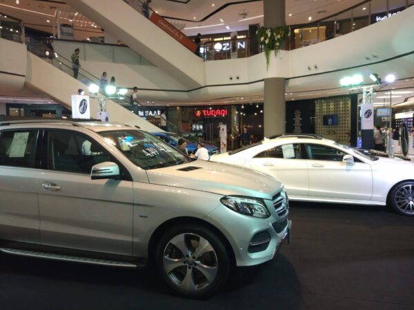 car event