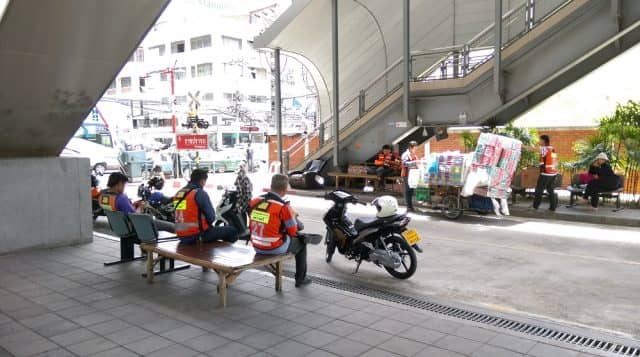 motorcycle taxi (2)